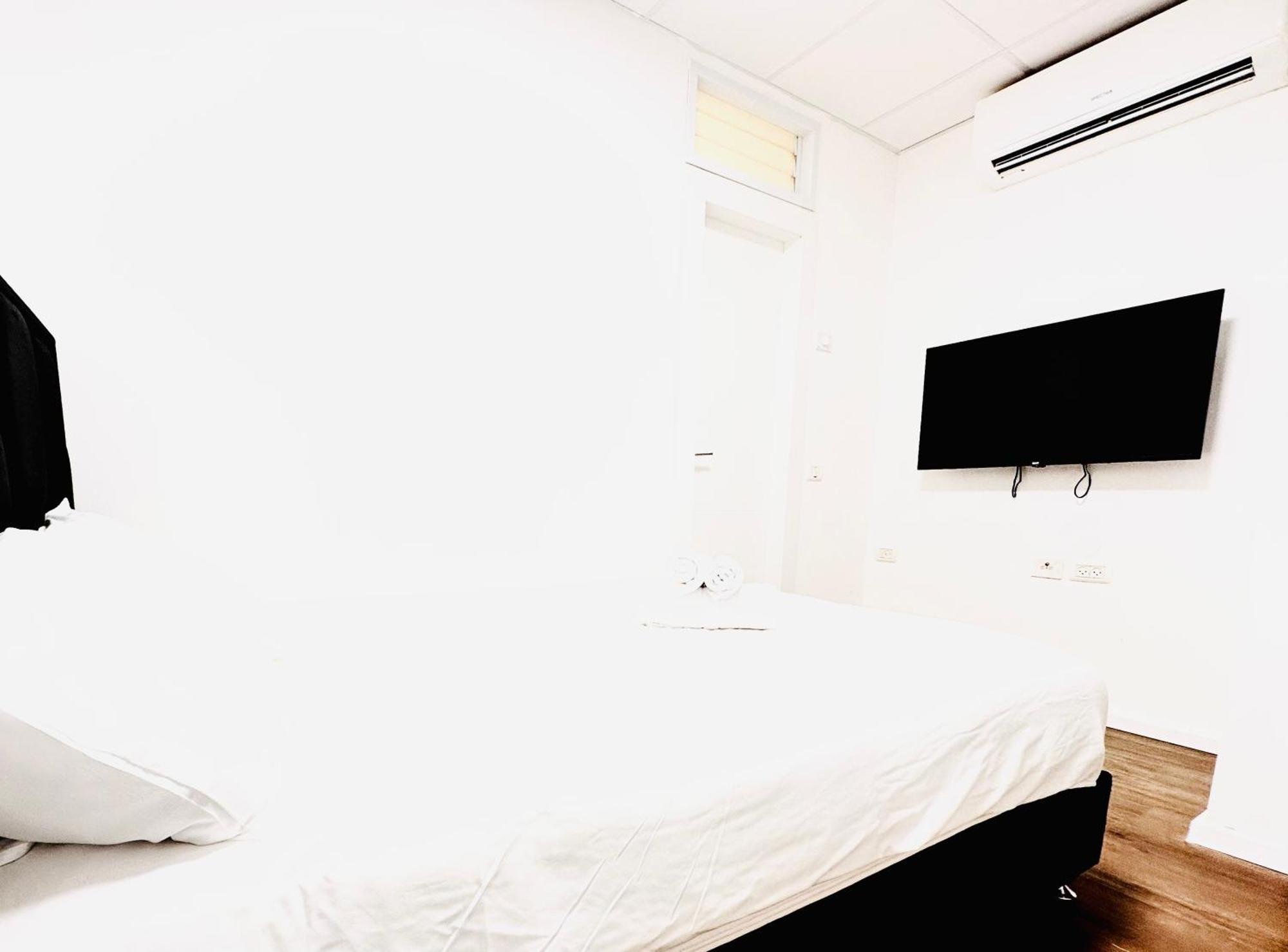 Hotel Underground à Tel-Aviv Extérieur photo